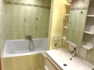 Pronájem bytu 3+kk, Ostrava, Ženíškova, 73 m2