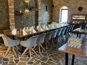 Pronájem restaurace, Velké Pavlovice, Bezručova, 74 m2