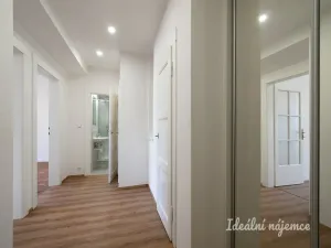 Pronájem bytu 2+kk, Praha - Žižkov, Basilejské náměstí, 49 m2