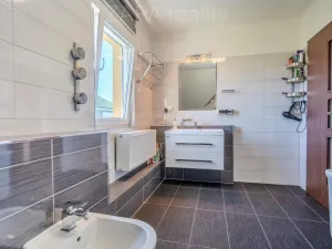 Prodej rodinného domu, Přezletice, Nohavice, 218 m2