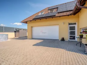 Prodej rodinného domu, Přezletice, Nohavice, 218 m2