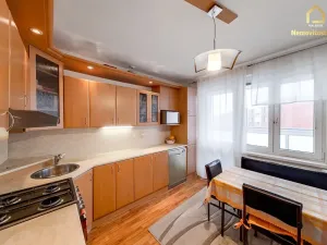 Prodej bytu 3+1, Ostrava, Slavíkova, 70 m2