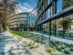 Pronájem kanceláře, Praha - Karlín, Pernerova, 204 m2