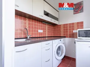 Pronájem bytu 1+kk, Hradec Králové, Labská kotlina, 25 m2
