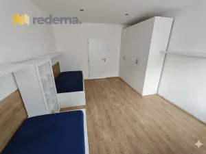 Pronájem bytu 3+kk, Praha - Strašnice, Nučická, 69 m2