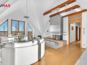 Prodej bytu 5+kk, Praha - Dolní Měcholupy, Za kovárnou, 219 m2