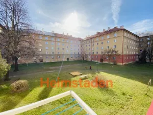 Pronájem bytu 1+1, Ostrava - Poruba, Čs. exilu, 40 m2