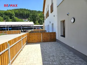 Prodej bytu 2+kk, Svoboda nad Úpou, Nádražní, 54 m2