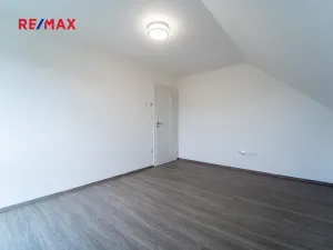 Pronájem rodinného domu, Veltruby, 97 m2