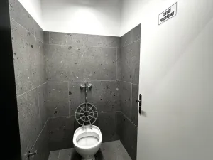 Pronájem skladu, Hořice, 618 m2