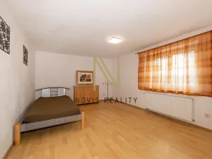 Prodej vícegeneračního domu, Regen,, Německo, 213 m2