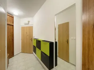 Pronájem bytu 2+kk, Olomouc - Slavonín, Topolová, 56 m2