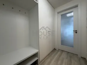 Prodej bytu 1+kk, Praha - Hloubětín, Poděbradská, 33 m2