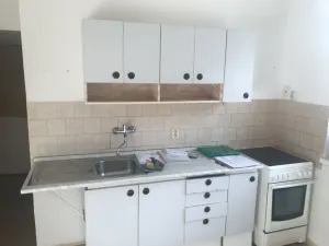 Pronájem bytu 1+1, Úpice, Revoluční, 44 m2