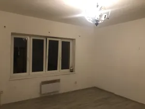 Pronájem bytu 2+1, Úpice, Revoluční, 56 m2