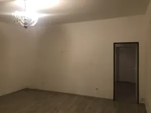 Pronájem bytu 2+1, Úpice, Revoluční, 56 m2