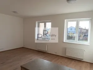 Prodej bytu 2+kk, Hevlín, 62 m2