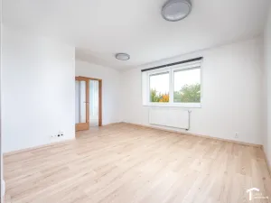 Pronájem bytu 2+kk, Pardubice - Nemošice, Nemošická, 60 m2