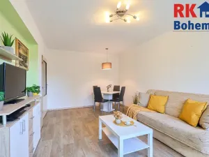 Prodej bytu 3+1, Pečky, V Horkách, 63 m2