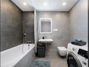 Pronájem bytu 1+kk, Praha, Kolbenova, 30 m2