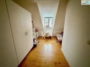 Pronájem bytu 2+kk, Karlovy Vary, Západní, 40 m2