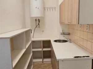 Pronájem bytu 1+1, Brno, Dukelská třída, 37 m2