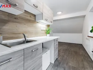 Prodej rodinného domu, Desná - Desná II, K Parlamentu, 180 m2