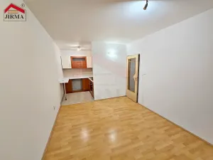 Pronájem bytu 2+kk, Kolín, Moravcova, 43 m2