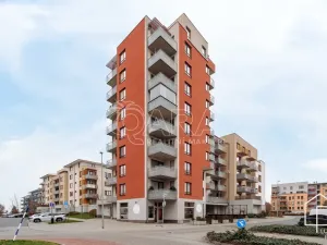 Pronájem restaurace, Praha - Čakovice, Theinova, 187 m2