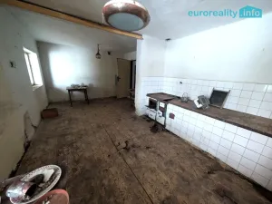 Prodej rodinného domu, Lom, 300 m2