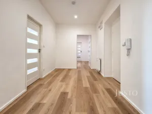 Pronájem bytu 2+1, Děčín, Plzeňská, 67 m2