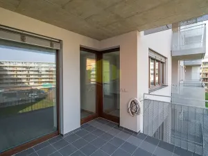 Pronájem bytu 2+kk, Olomouc, Šantova, 68 m2