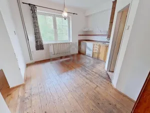 Prodej rodinného domu, Kladno, 186 m2