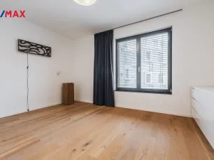 Pronájem bytu 3+kk, Praha - Libeň, Menclova, 96 m2