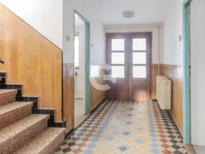 Prodej rodinného domu, Svárov, 140 m2