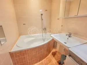 Prodej bytu 3+kk, Praha - Žižkov, Strážní, 72 m2