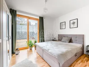 Pronájem vily, Roztoky, Nad vinicemi, 393 m2