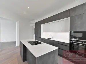 Pronájem bytu 3+kk, Praha - Vinohrady, náměstí Jiřího z Poděbrad, 138 m2