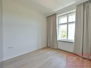 Pronájem bytu 3+kk, Praha - Vinohrady, náměstí Jiřího z Poděbrad, 138 m2