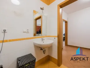 Pronájem bytu 2+kk, Praha - Stodůlky, Karla Kryla, 50 m2