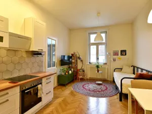Pronájem bytu 2+kk, Praha - Vinohrady, Polská, 45 m2