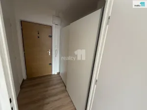 Pronájem bytu 1+kk, Plzeň - Severní Předměstí, Hodonínská, 31 m2