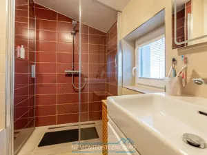 Prodej rodinného domu, Kuchařovice, Znojemská, 150 m2