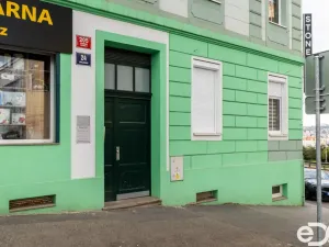 Prodej bytu 2+kk, Praha, Spojovací, 50 m2