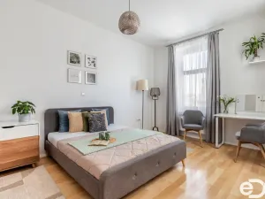 Prodej bytu 2+kk, Praha - Vysočany, Spojovací, 50 m2