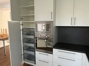 Pronájem bytu 3+kk, Praha - Kobylisy, Služská, 82 m2