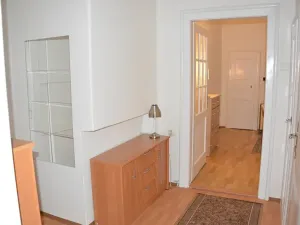 Pronájem bytu 2+kk, Praha - Břevnov, U Hvězdy, 45 m2