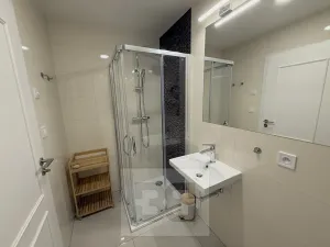 Pronájem bytu 2+kk, Praha - Vinohrady, Varšavská, 48 m2