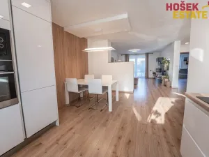 Prodej rodinného domu, Ochoz u Brna, Pod Skalkou, 156 m2