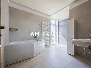 Prodej rodinného domu, Praha - Pitkovice, Křemenáčová, 330 m2